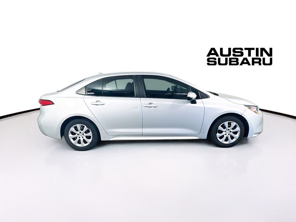 Used 2020 Toyota Corolla LE FWD image 8