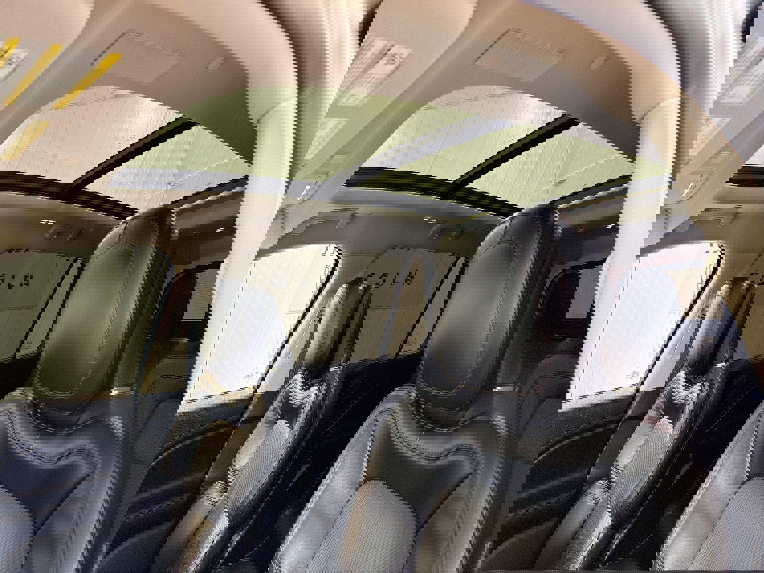 Used 2023 Lincoln Aviator Reserve w/ Equipment Group 201A image 24