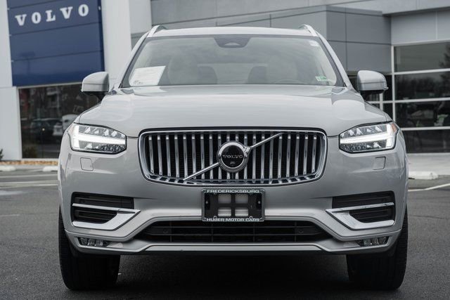 Certified 2023 Volvo XC90 B6 Ultimate w/ Protection Package Premier image 2
