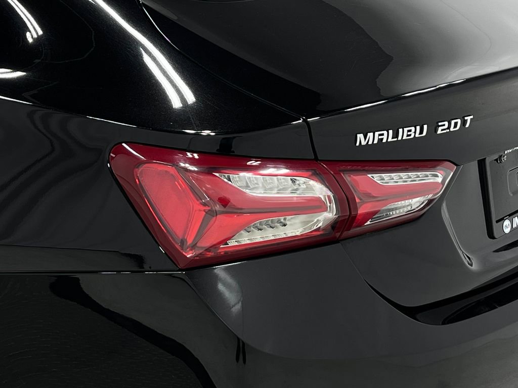 Used 2020 Chevrolet Malibu Premier image 36