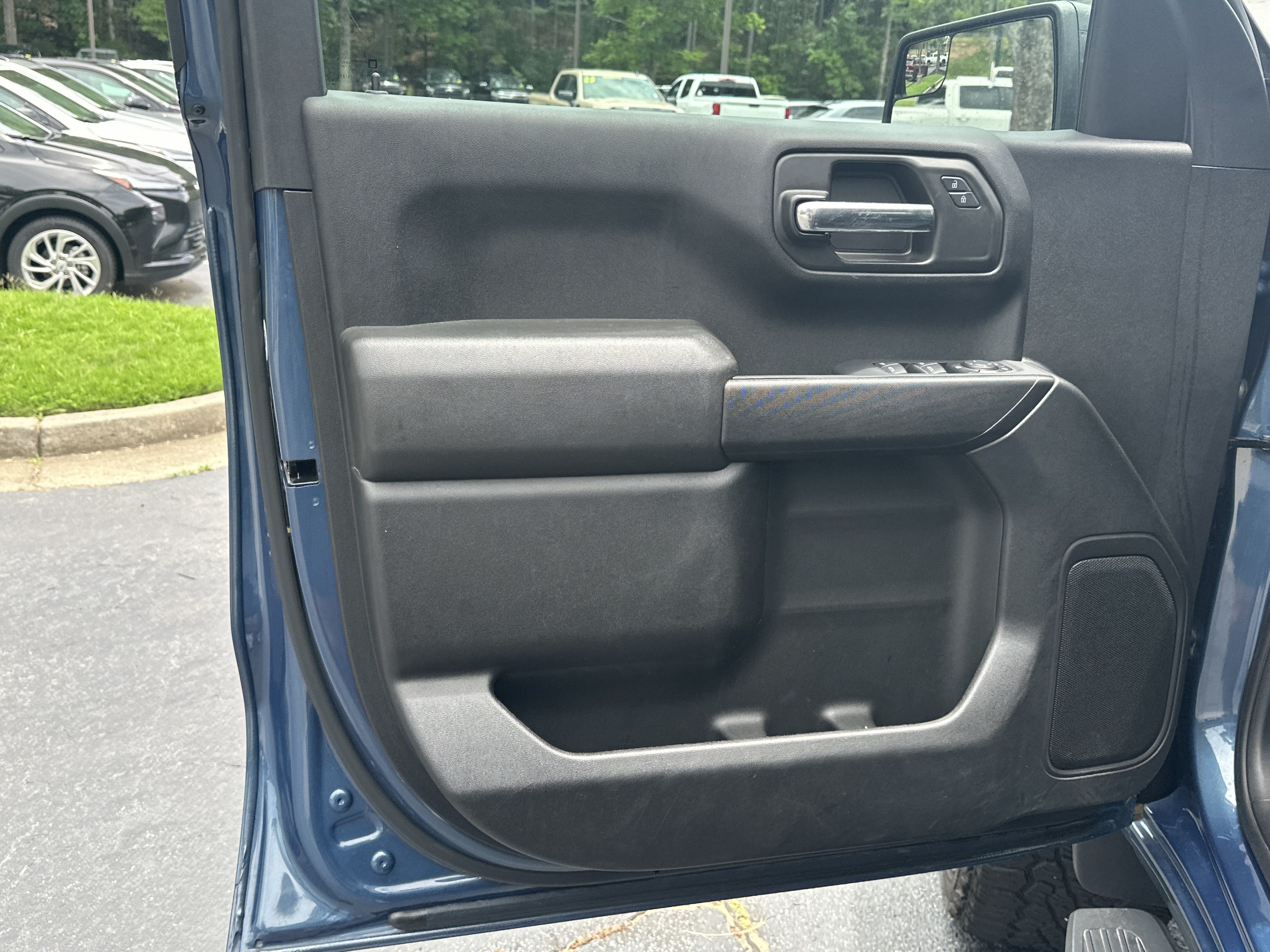 Used 2024 Chevrolet Silverado 1500 Custom RWD image 10