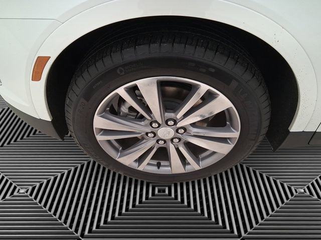 Used 2025 Cadillac XT5 Premium Luxury image 9