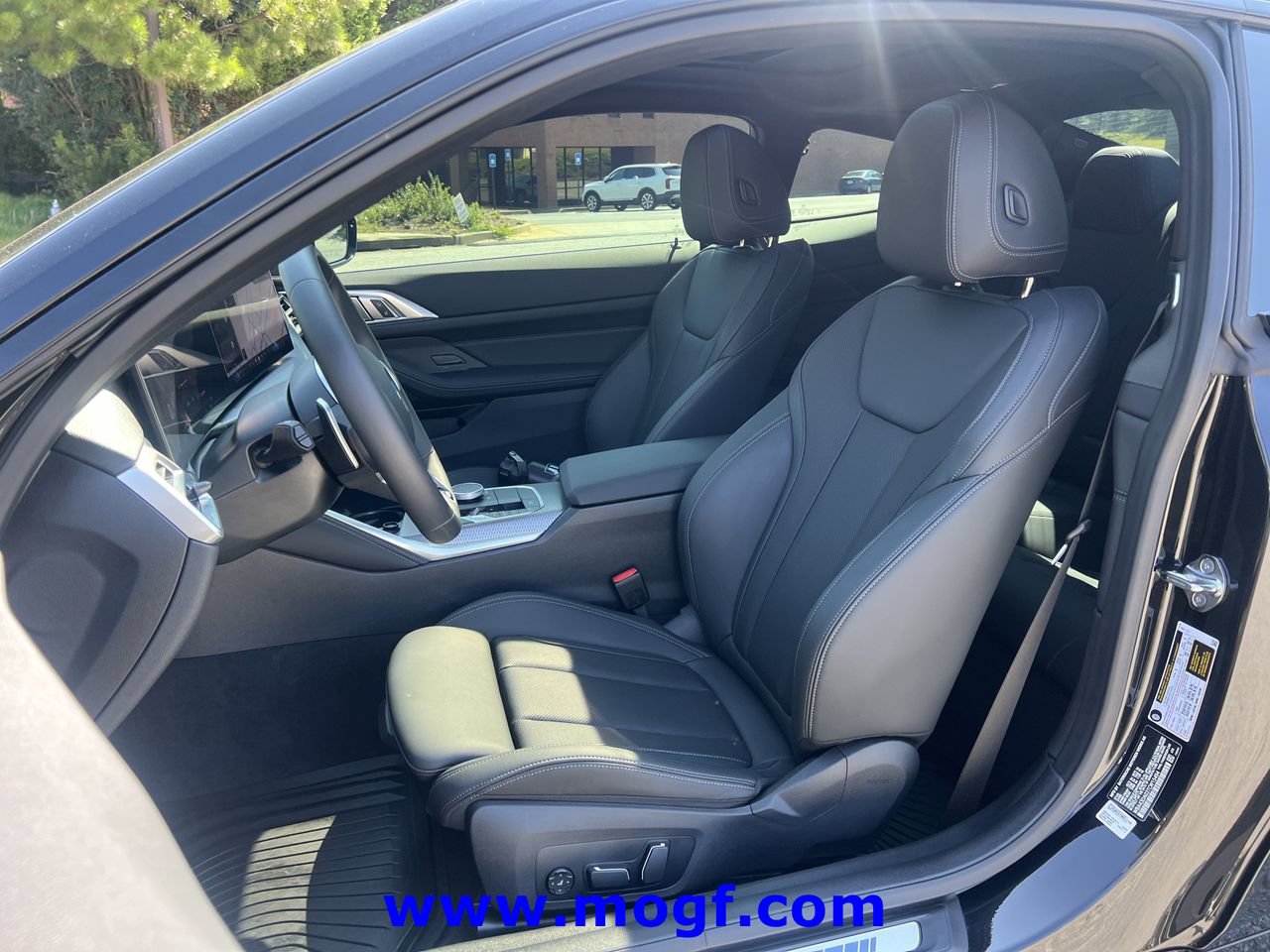Used 2026 BMW 430i Coupe w/ M Sport Package RWD image 19