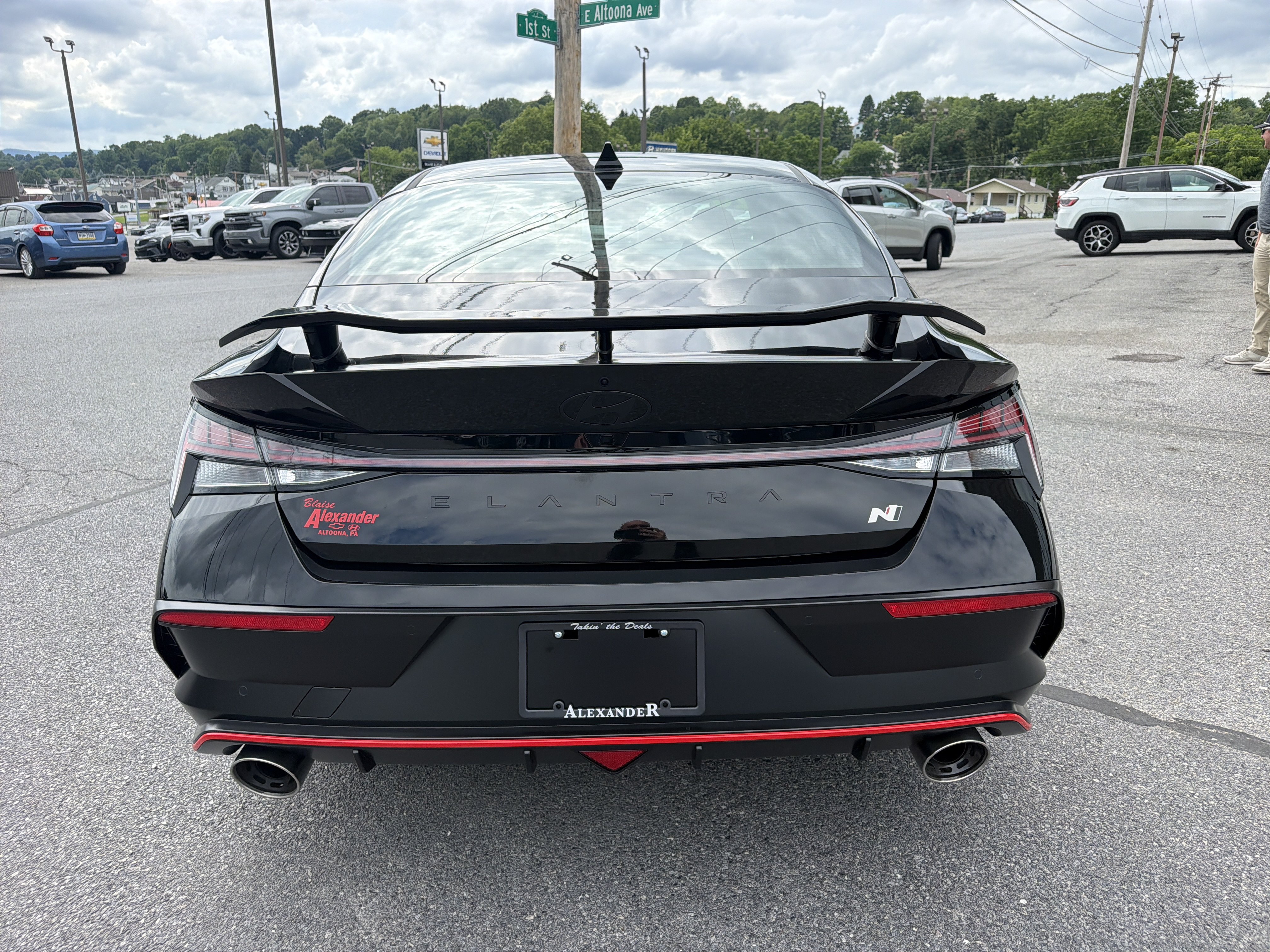 New 2026 Hyundai Elantra N FWD image 4
