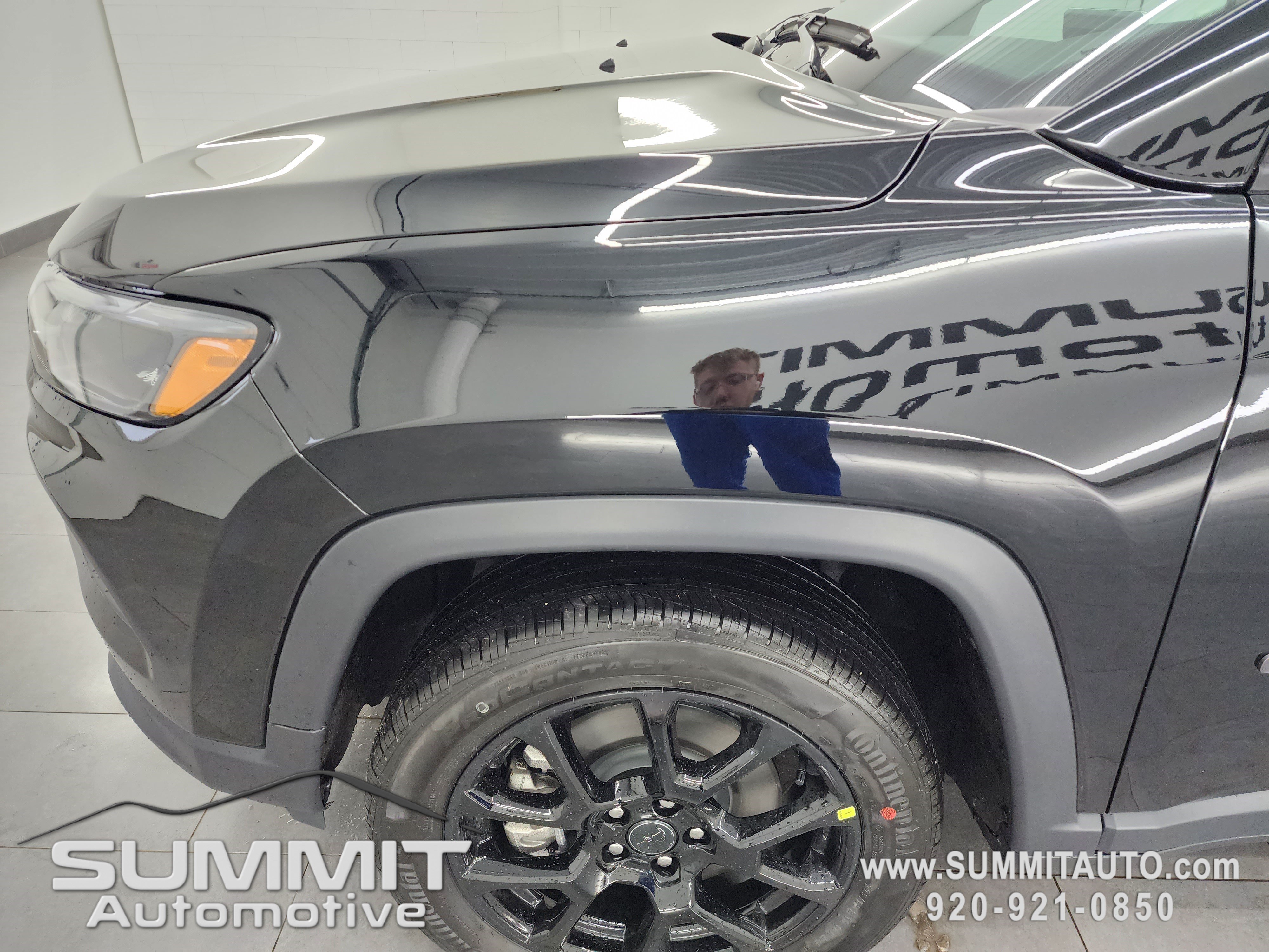 New 2026 Jeep Compass Latitude AWD/4WD image 32