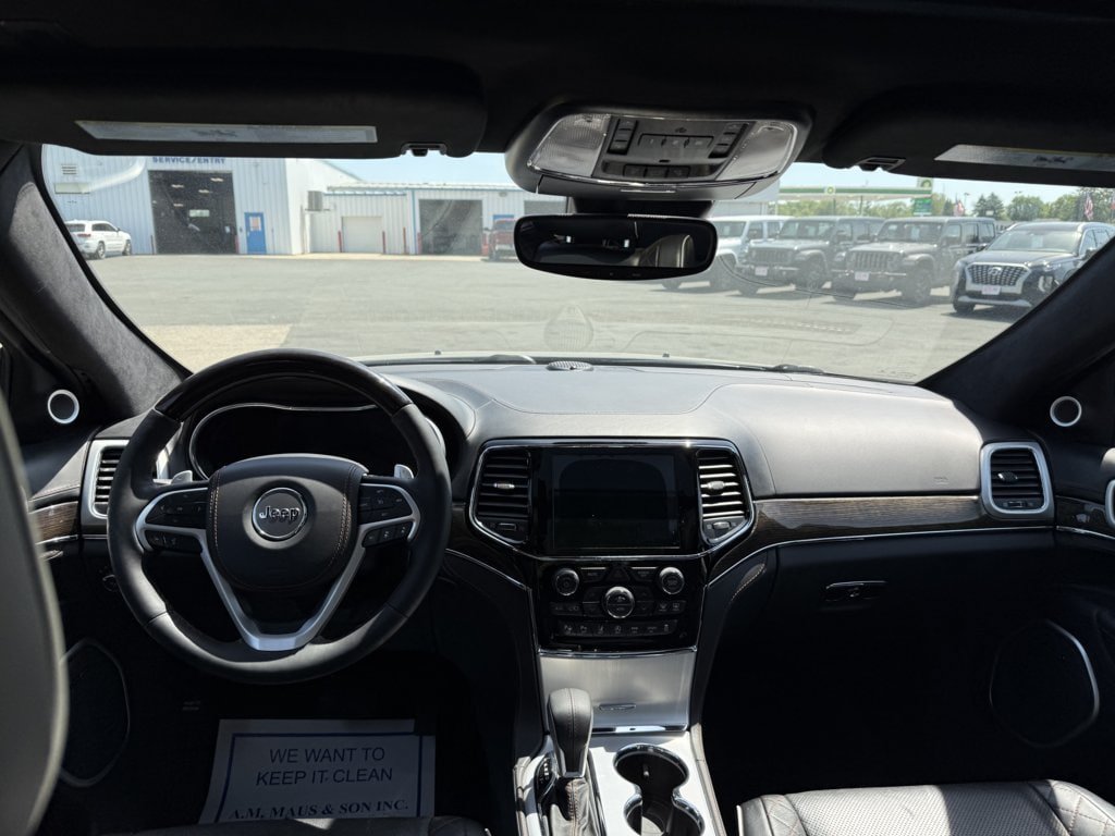 Used 2020 Jeep Grand Cherokee Summit AWD/4WD image 21