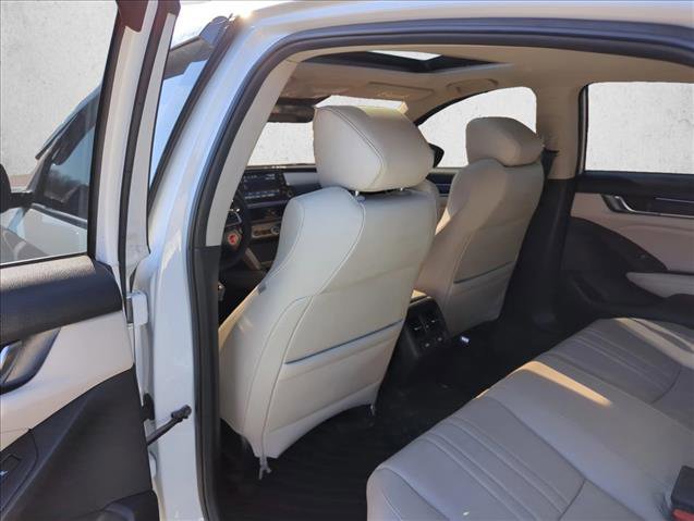 Used 2021 Honda Accord Touring image 17