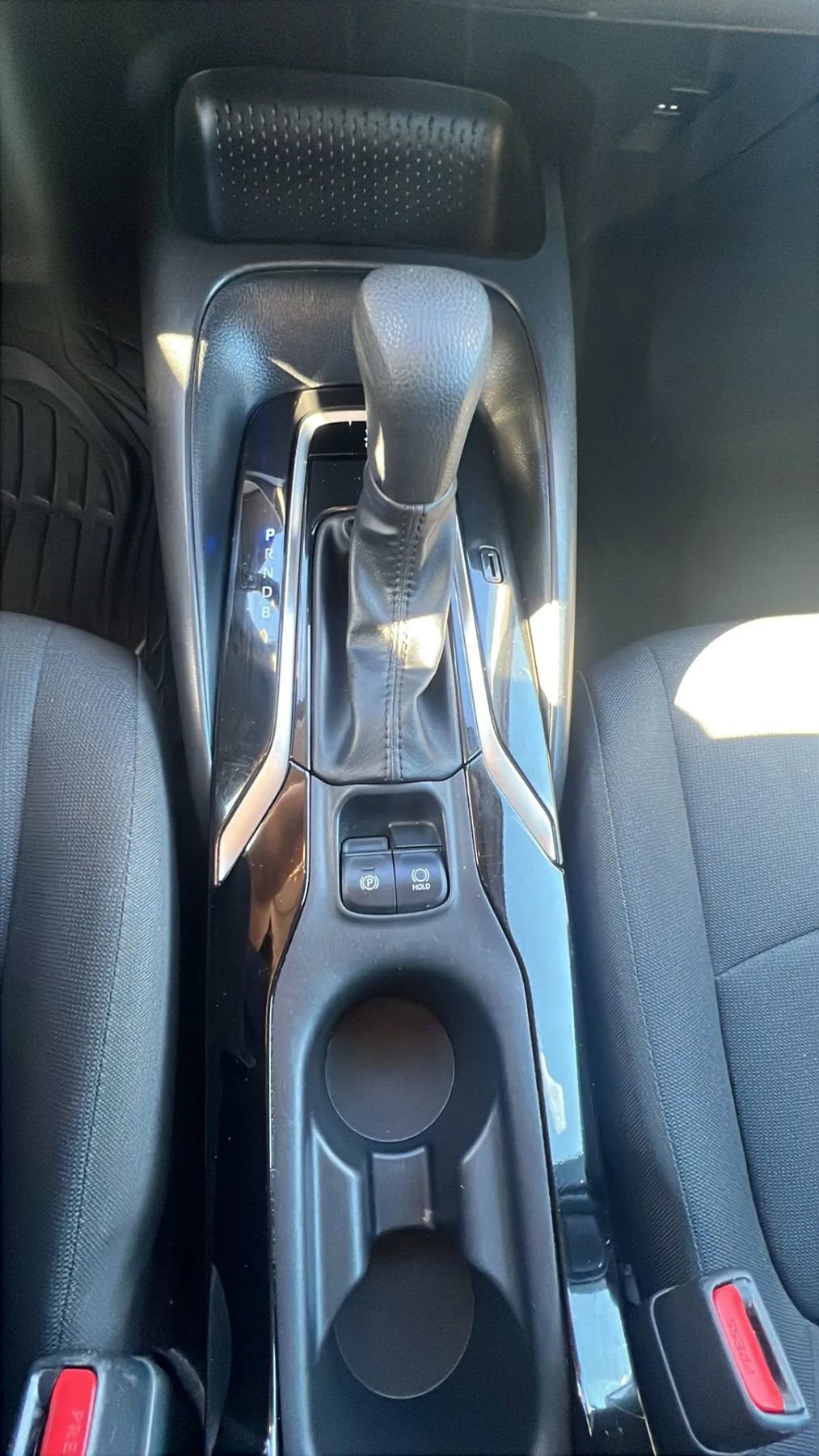 Used 2022 Toyota Corolla LE image 19