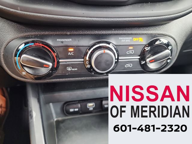 Used 2023 Kia Soul LX image 22