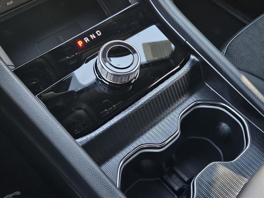 New 2025 Jeep Grand Cherokee Altitude image 24