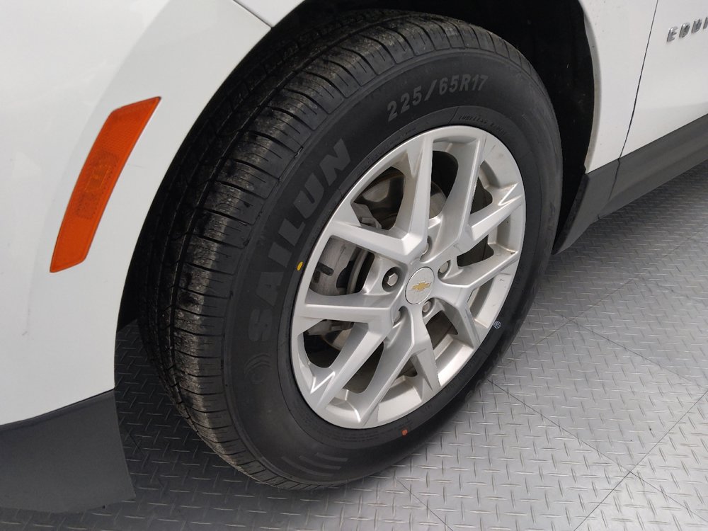 Used 2024 Chevrolet Equinox LT image 31