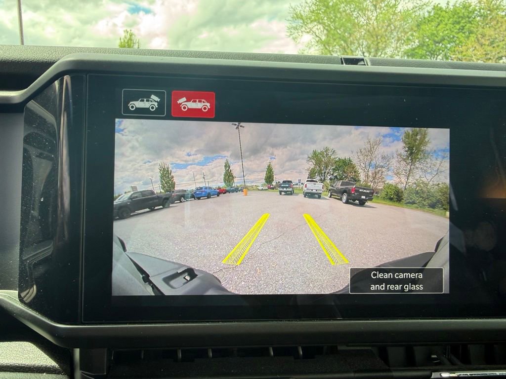 Certified 2024 Jeep Wrangler Unlimited Sahara w/ Technology Group AWD/4WD image 19