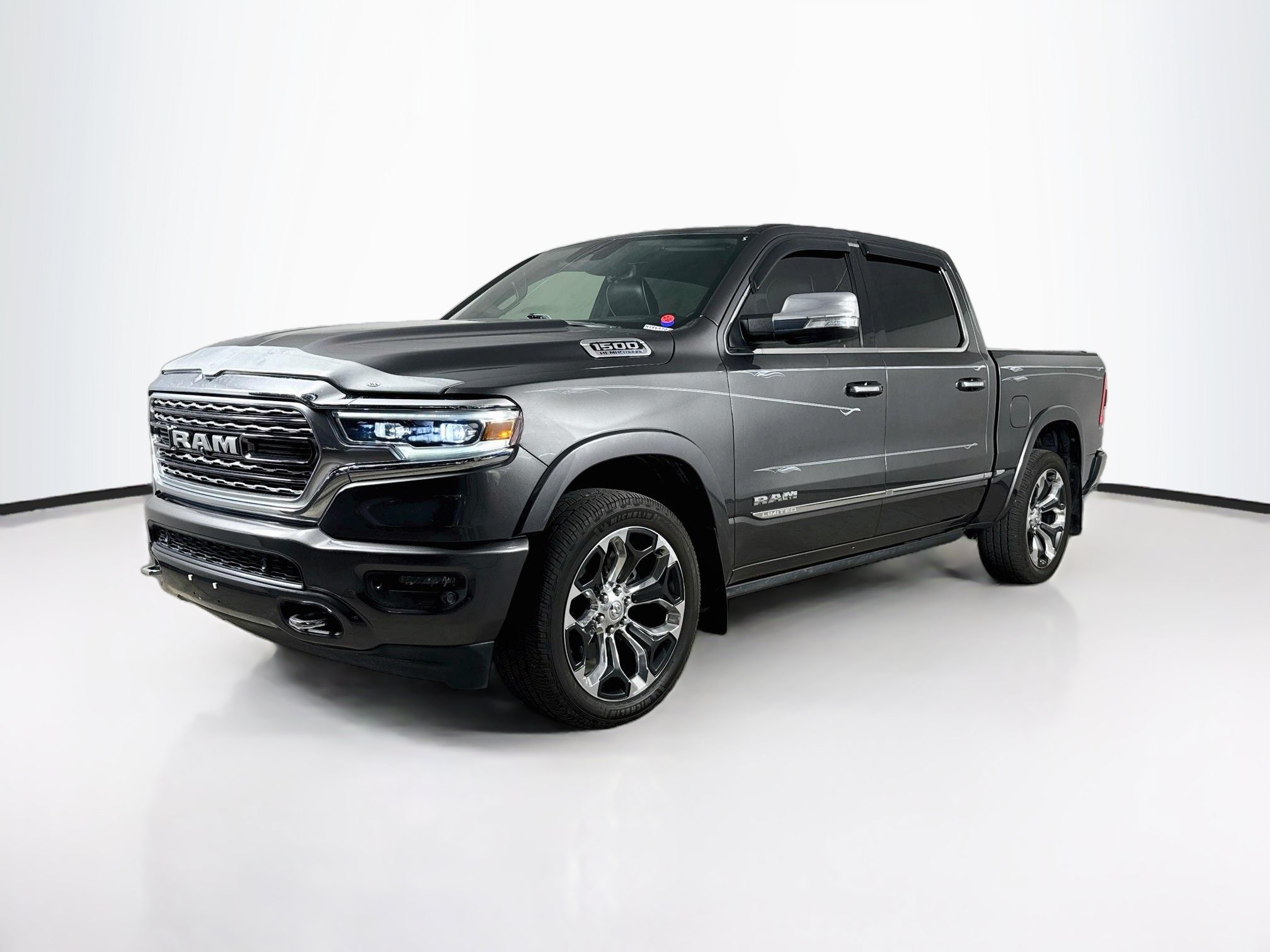 Used 2022 RAM 1500 Limited RWD image 4