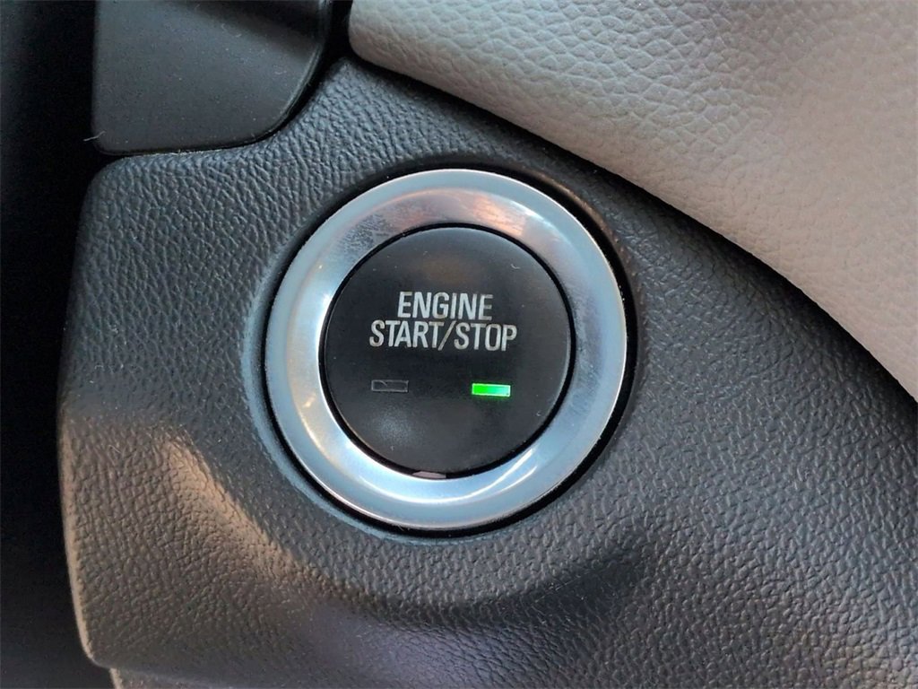 Certified 2021 Chevrolet Equinox LS image 17