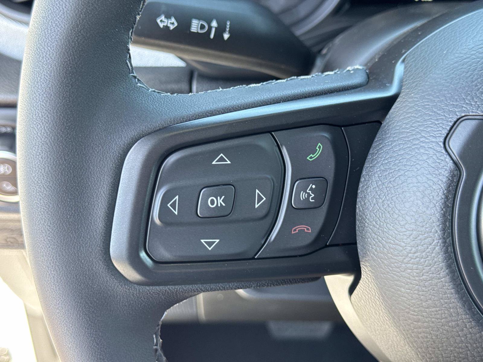 New 2026 Jeep Gladiator Sport AWD/4WD image 8