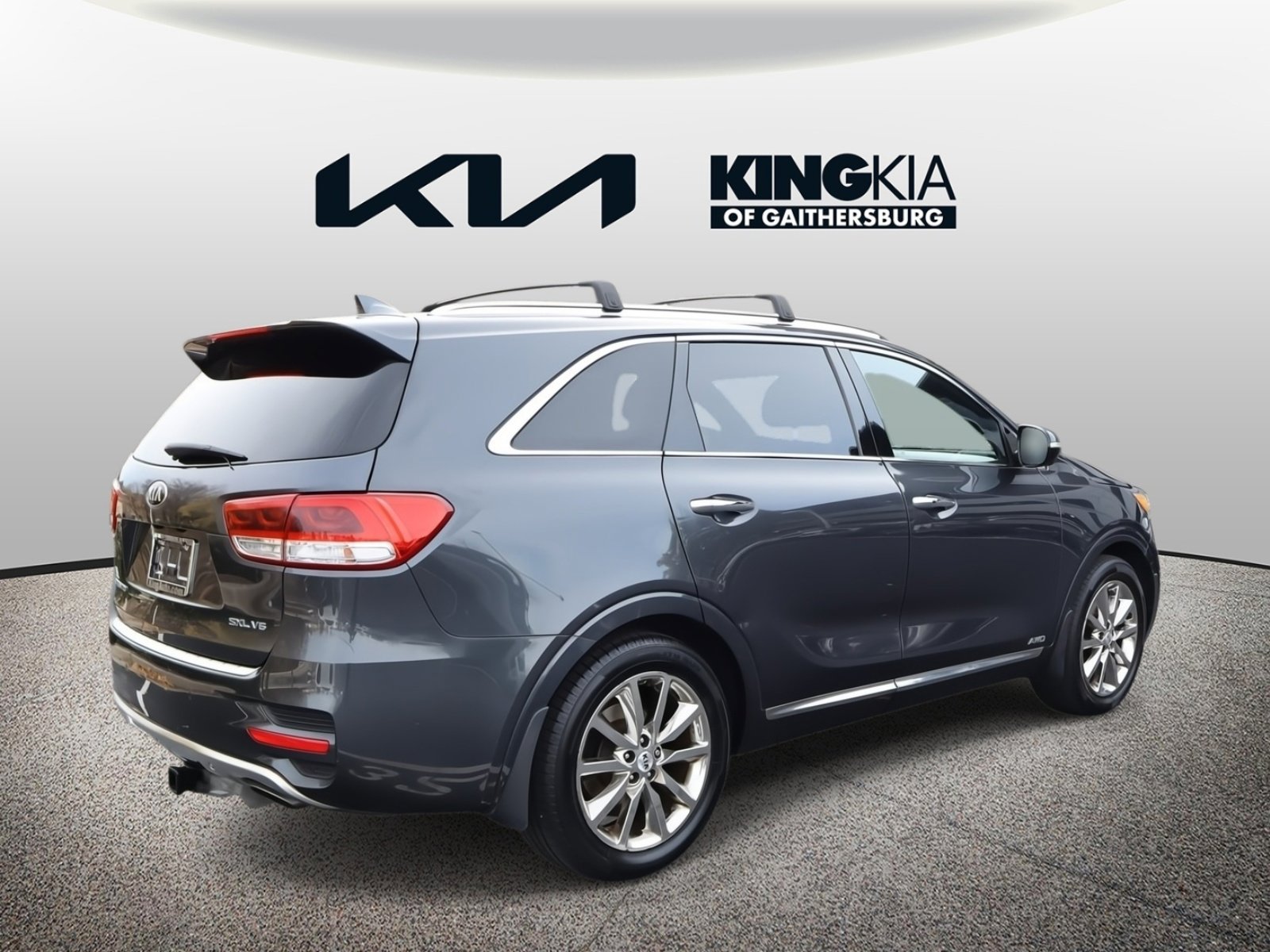 Used 2018 Kia Sorento SX image 3