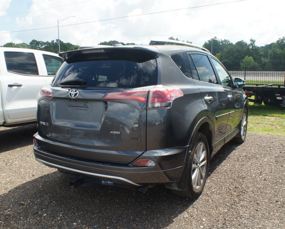 Used 2017 Toyota RAV4 Platinum w/ All Weather Liner Package AWD/4WD image 4
