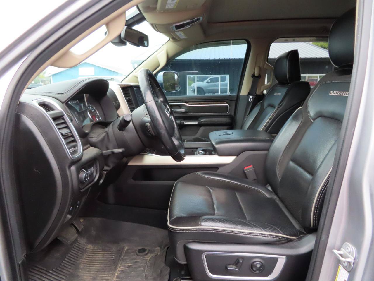 Used 2019 RAM 1500 Laramie AWD/4WD image 20
