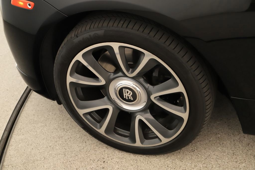 Used 2020 Rolls-Royce Wraith image 35
