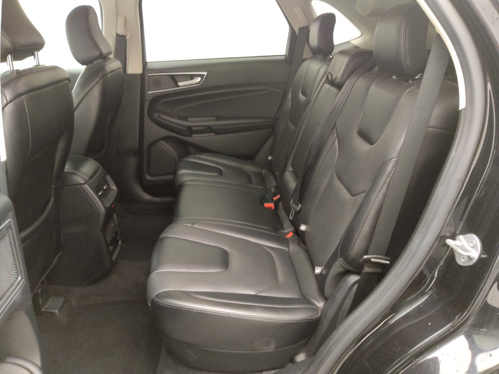 Used 2022 Ford Edge Titanium w/ Equipment Group 301A image 18