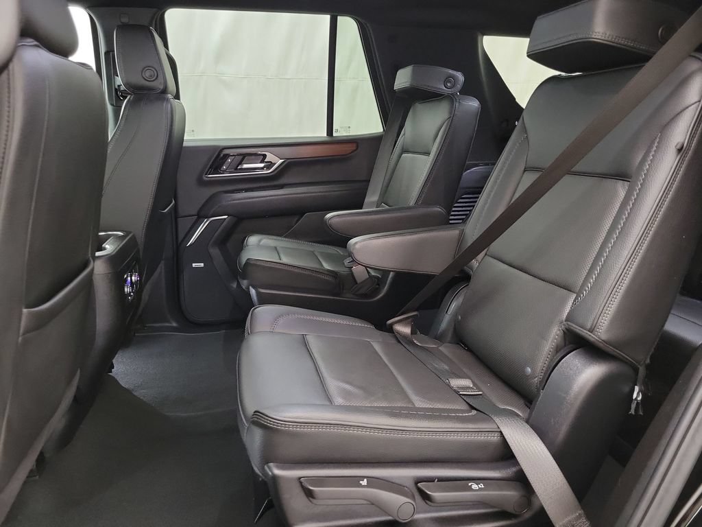 Certified 2025 GMC Yukon Denali AWD/4WD image 11