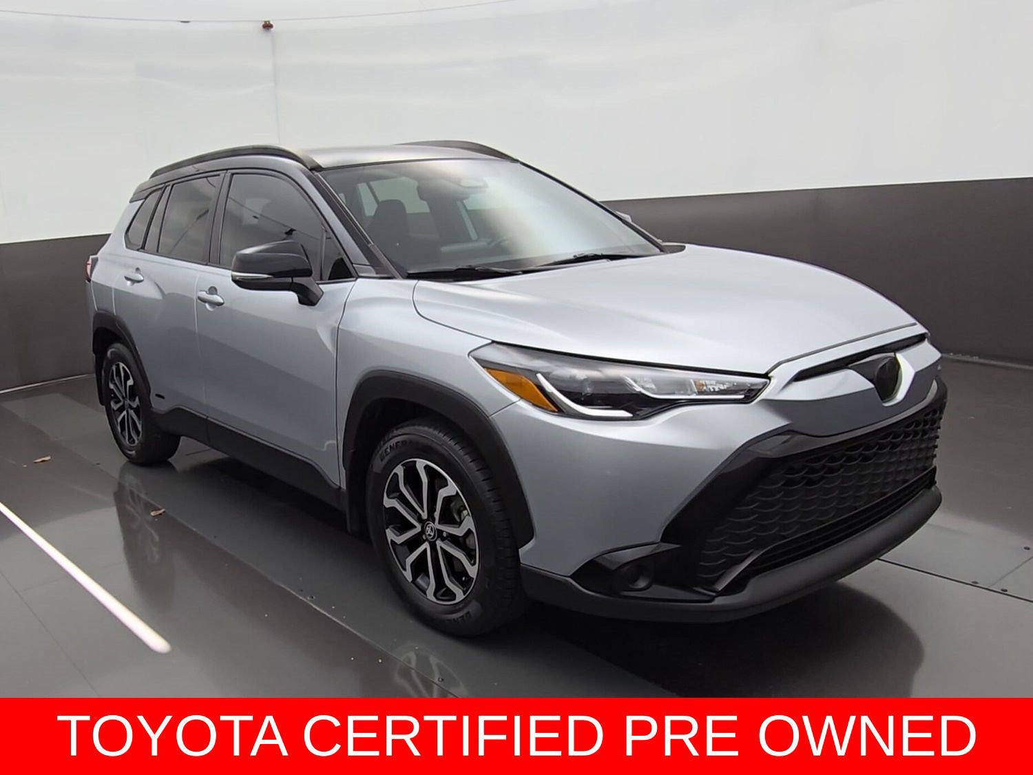 Certified 2024 Toyota Corolla Cross AWD Hybrid w/ Moonroof Package image 1
