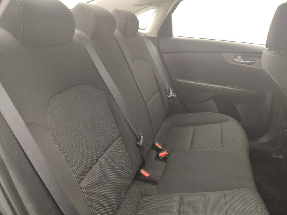 Used 2020 Kia Forte LXS FWD image 19