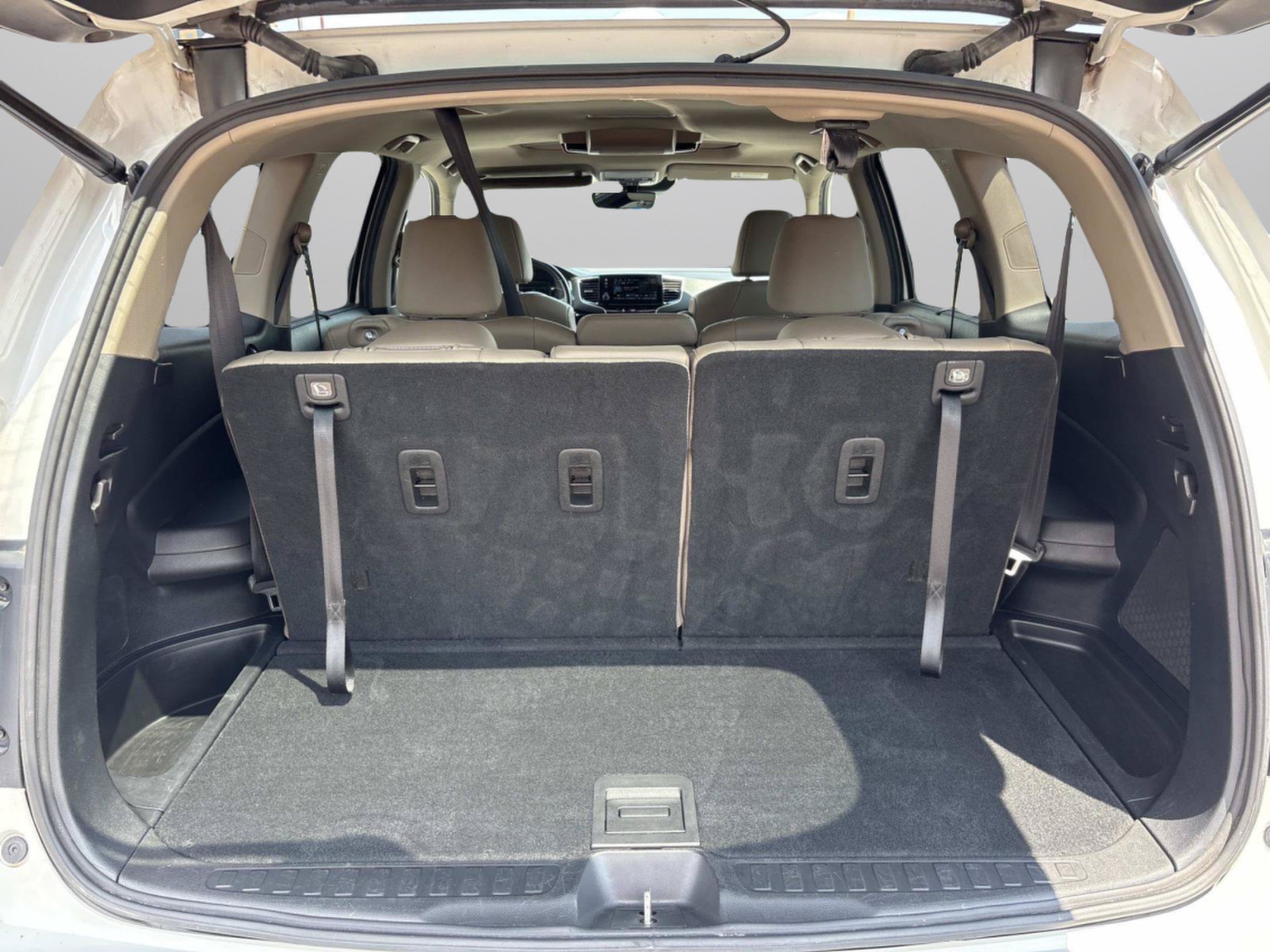 Used 2020 Honda Pilot Touring image 8