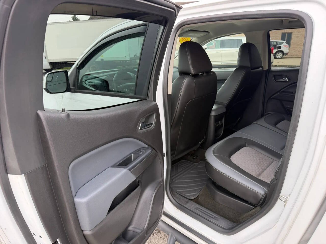 Used 2016 Chevrolet Colorado Z71 AWD/4WD image 21