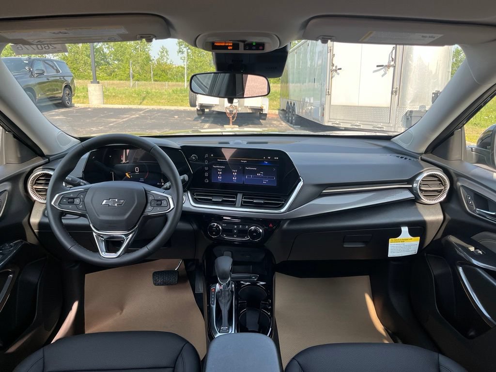 New 2026 Chevrolet Trax ACTIV w/ Driver Confidence Package FWD image 22