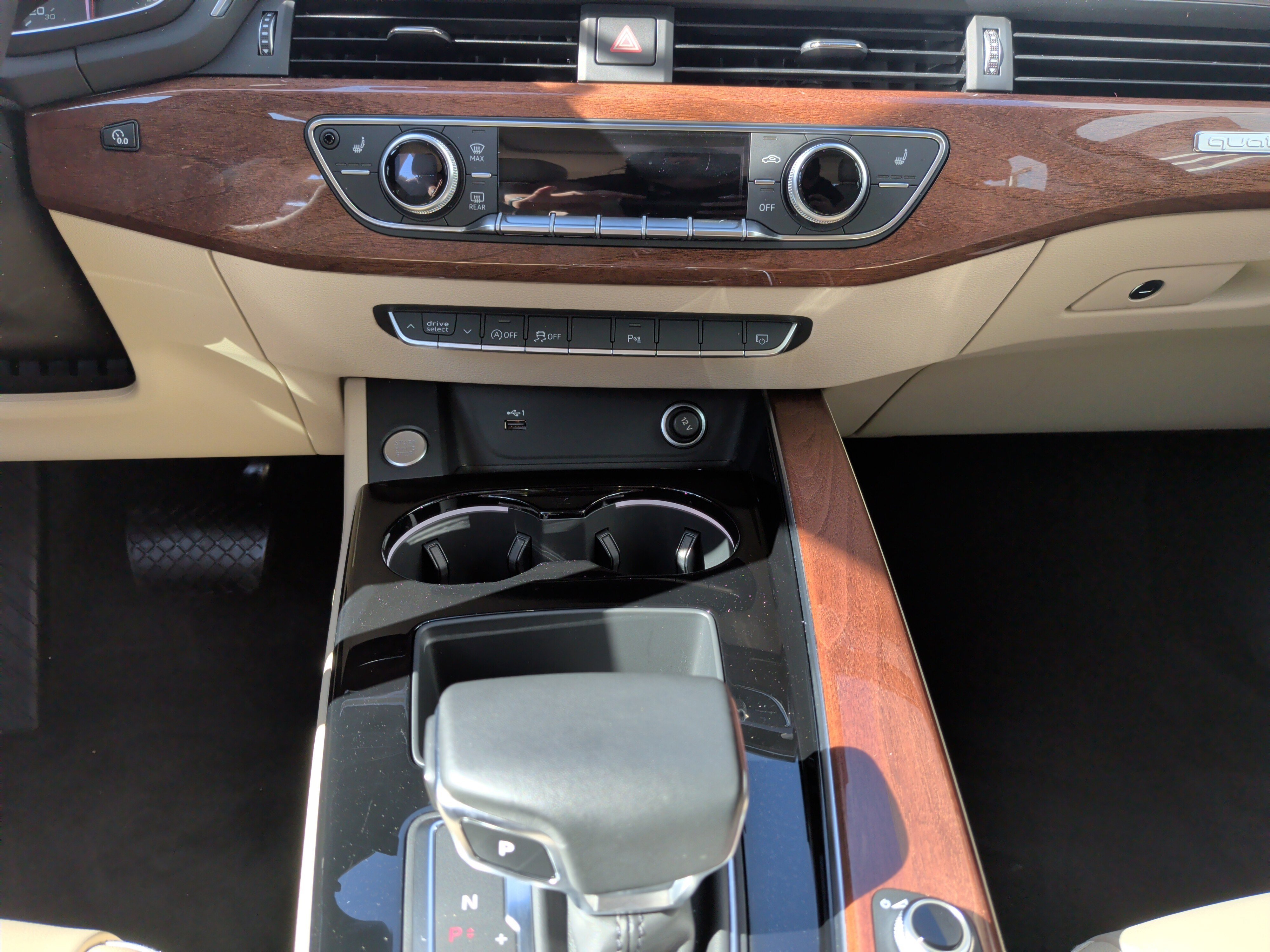 Certified 2023 Audi A4 2.0T Premium w/ Convenience Package image 30