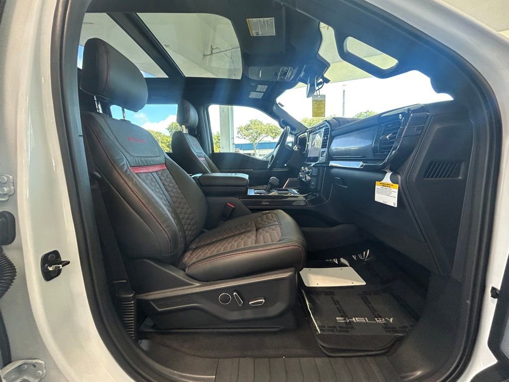 New 2025 Ford F150 Lariat w/ Equipment Group 502A High image 27