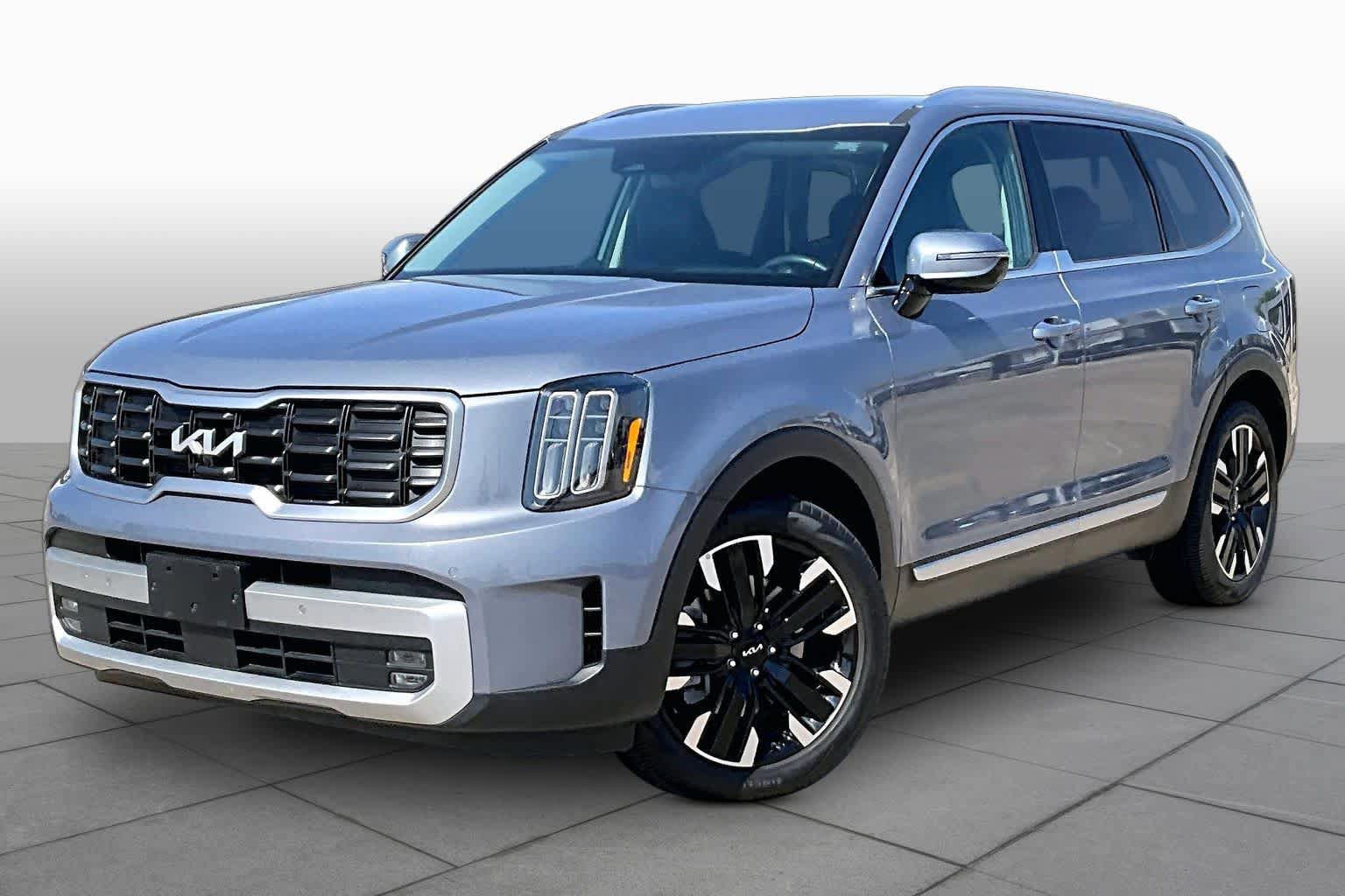 Used 2024 Kia Telluride SX FWD image 2
