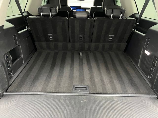 Used 2025 Ford Expedition Max Platinum image 50