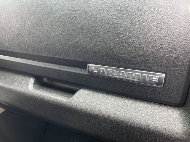 Used 2018 RAM 1500 Laramie AWD/4WD image 22