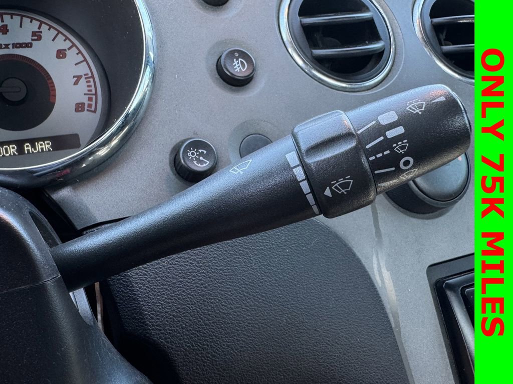 Used 2007 Pontiac Solstice Convertible w/ Premium Package image 19