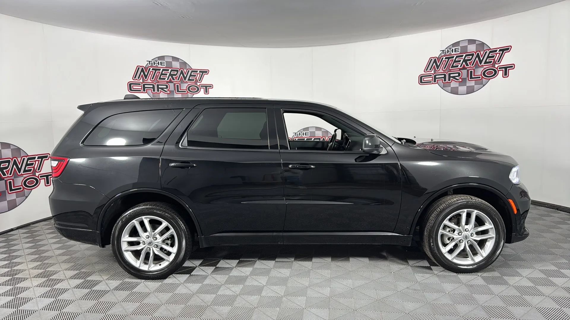 Used 2022 Dodge Durango GT image 8