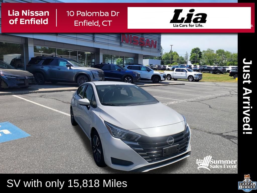 Used 2024 Nissan Versa SV w/ Trunk Package