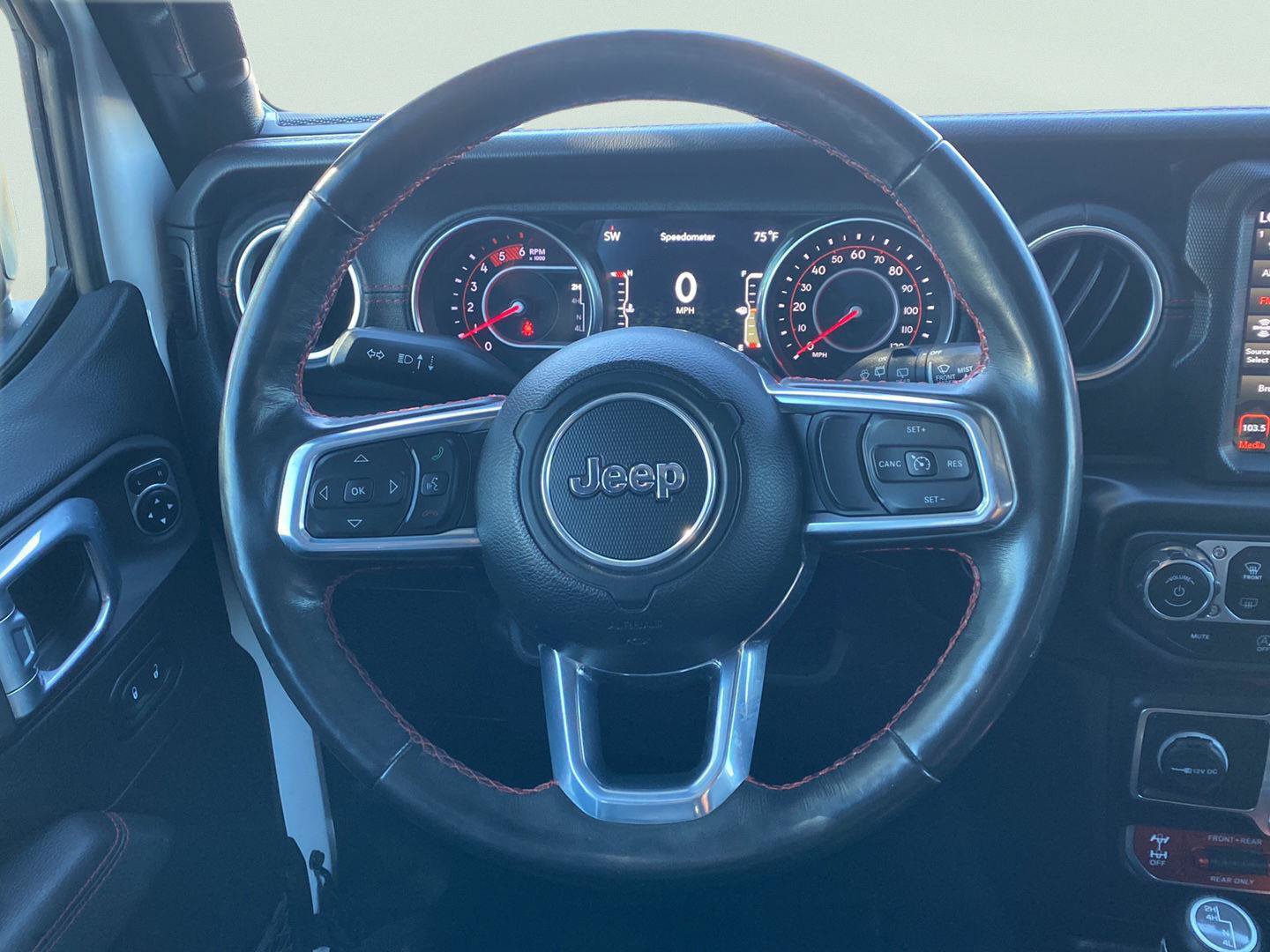 Used 2021 Jeep Wrangler Unlimited Rubicon AWD/4WD image 16