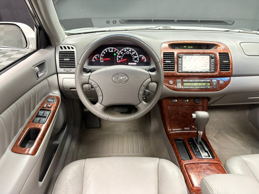 Used 2006 Toyota Camry XLE FWD Sedan 3.0L 6-Cyl image 38