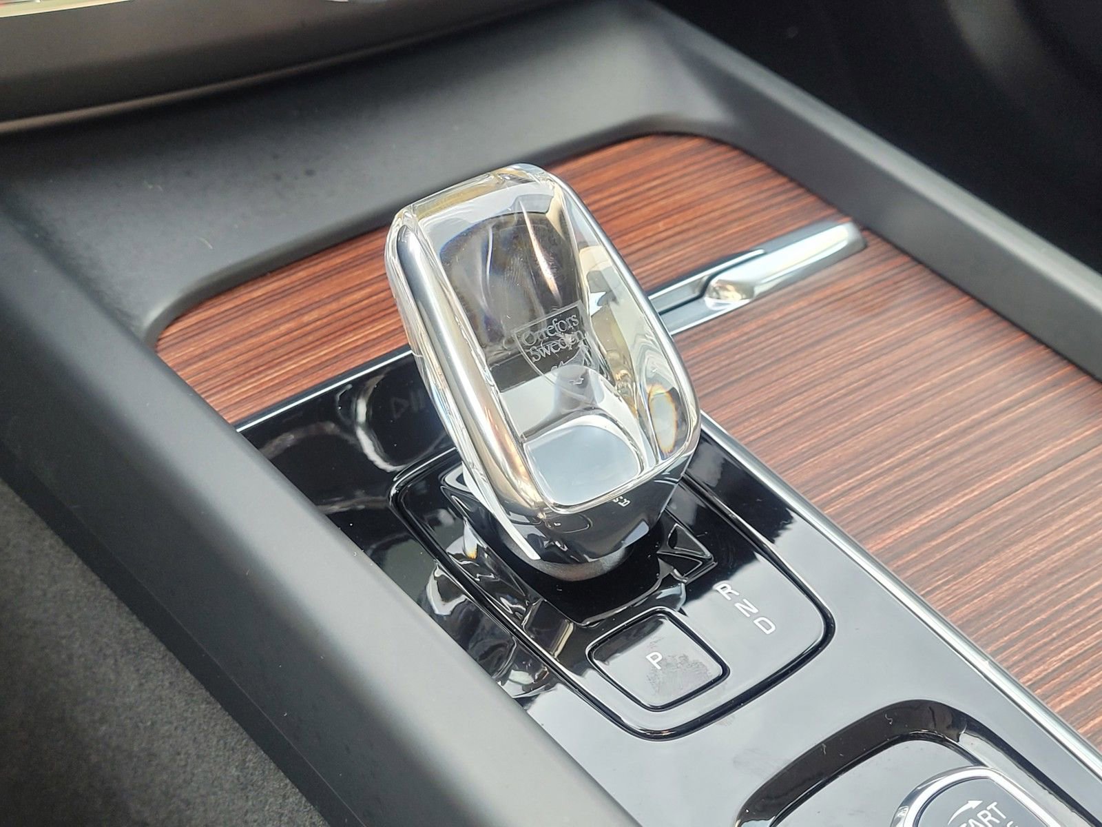 Certified 2023 Volvo XC60 B5 Ultimate image 26