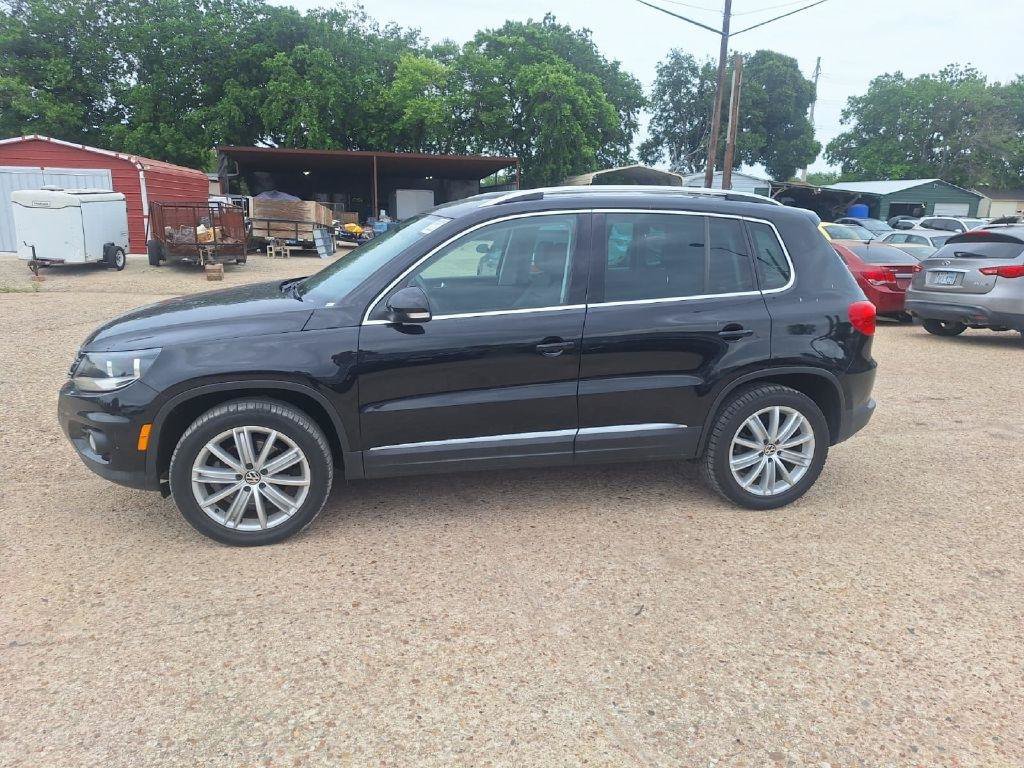 Used 2013 Volkswagen Tiguan S AWD/4WD image 2