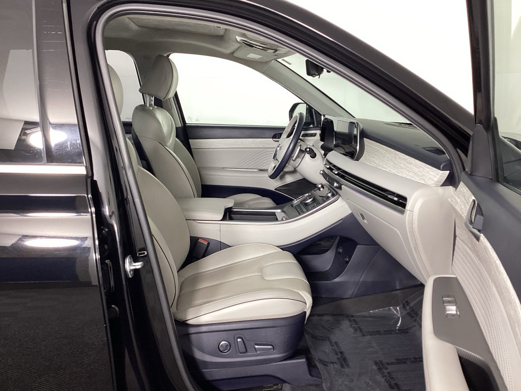 Used 2023 Hyundai Palisade Calligraphy AWD/4WD image 10