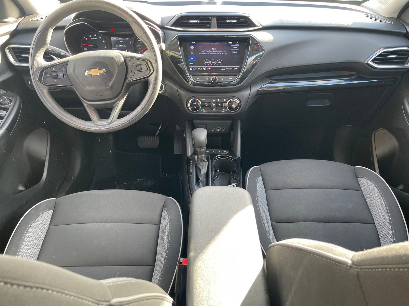 Used 2022 Chevrolet TrailBlazer LT w/ Convenience Package image 11