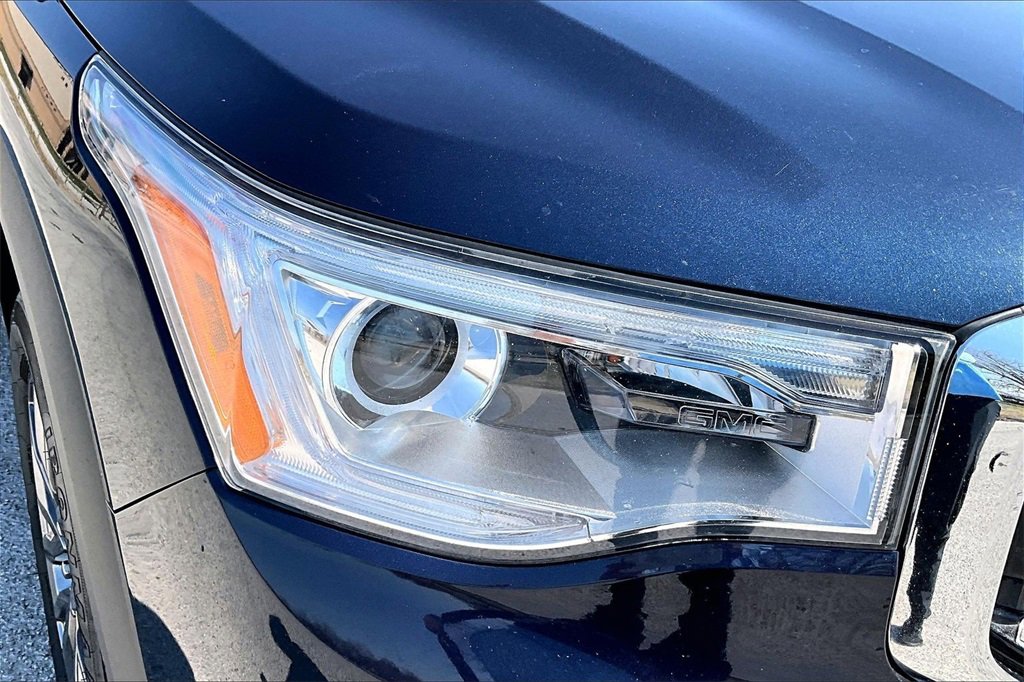 Used 2017 GMC Acadia SLT image 27