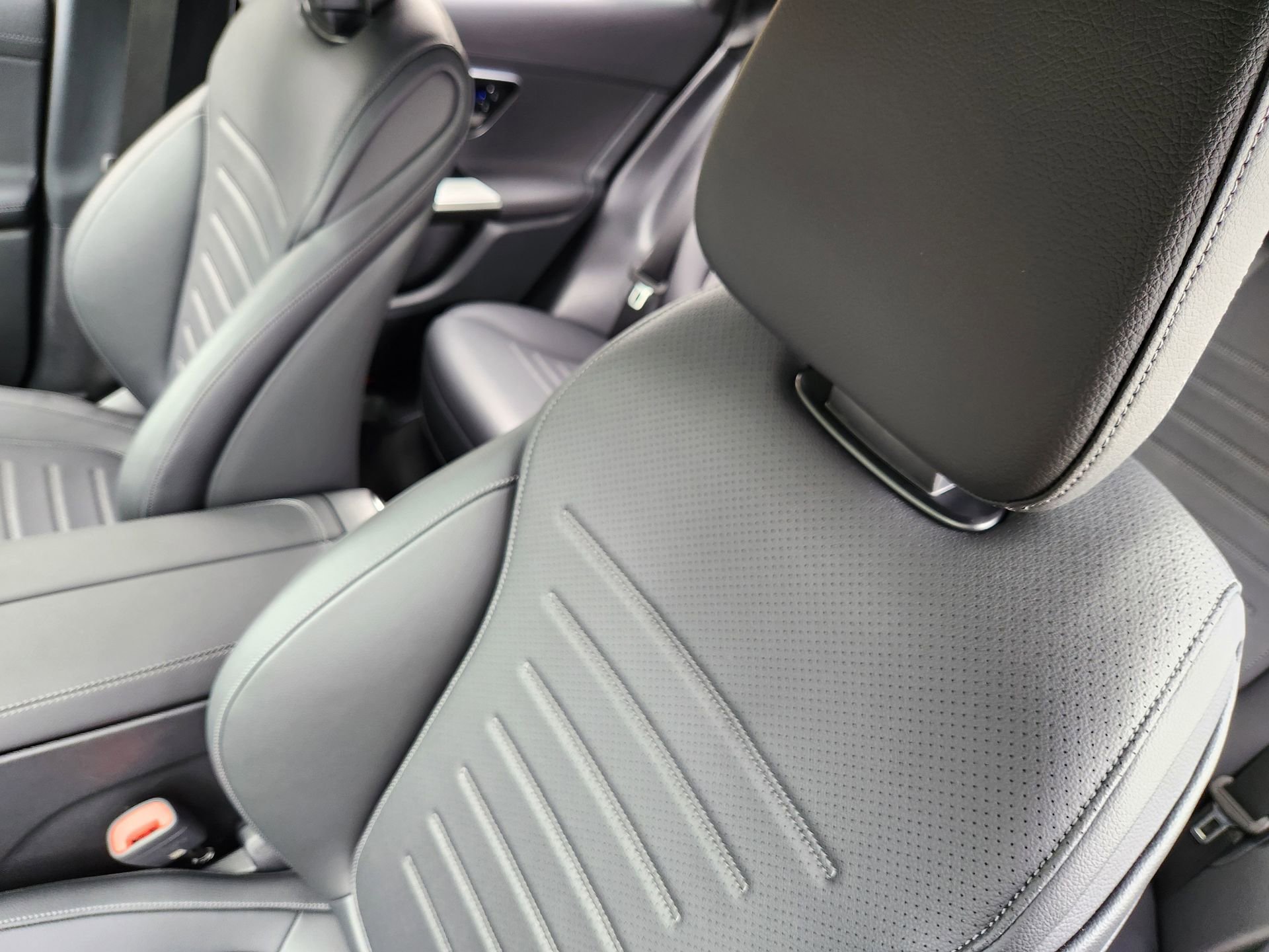 Certified 2026 Mercedes-Benz GLC 300 4MATIC image 15