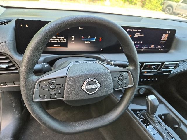 New 2026 Nissan Sentra SV FWD image 17