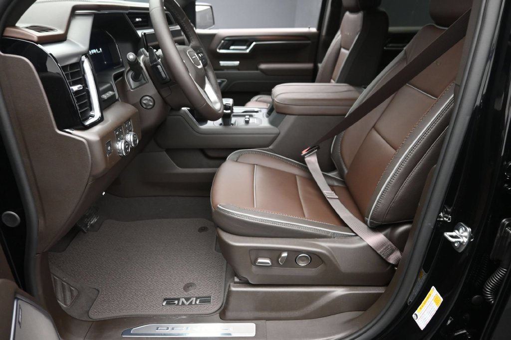New 2026 GMC Sierra 1500 Denali AWD/4WD image 15