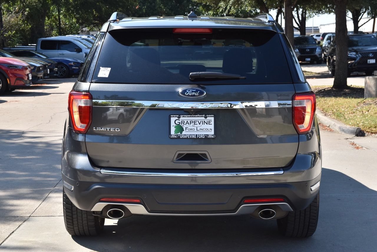 Used 2018 Ford Explorer Limited FWD image 9