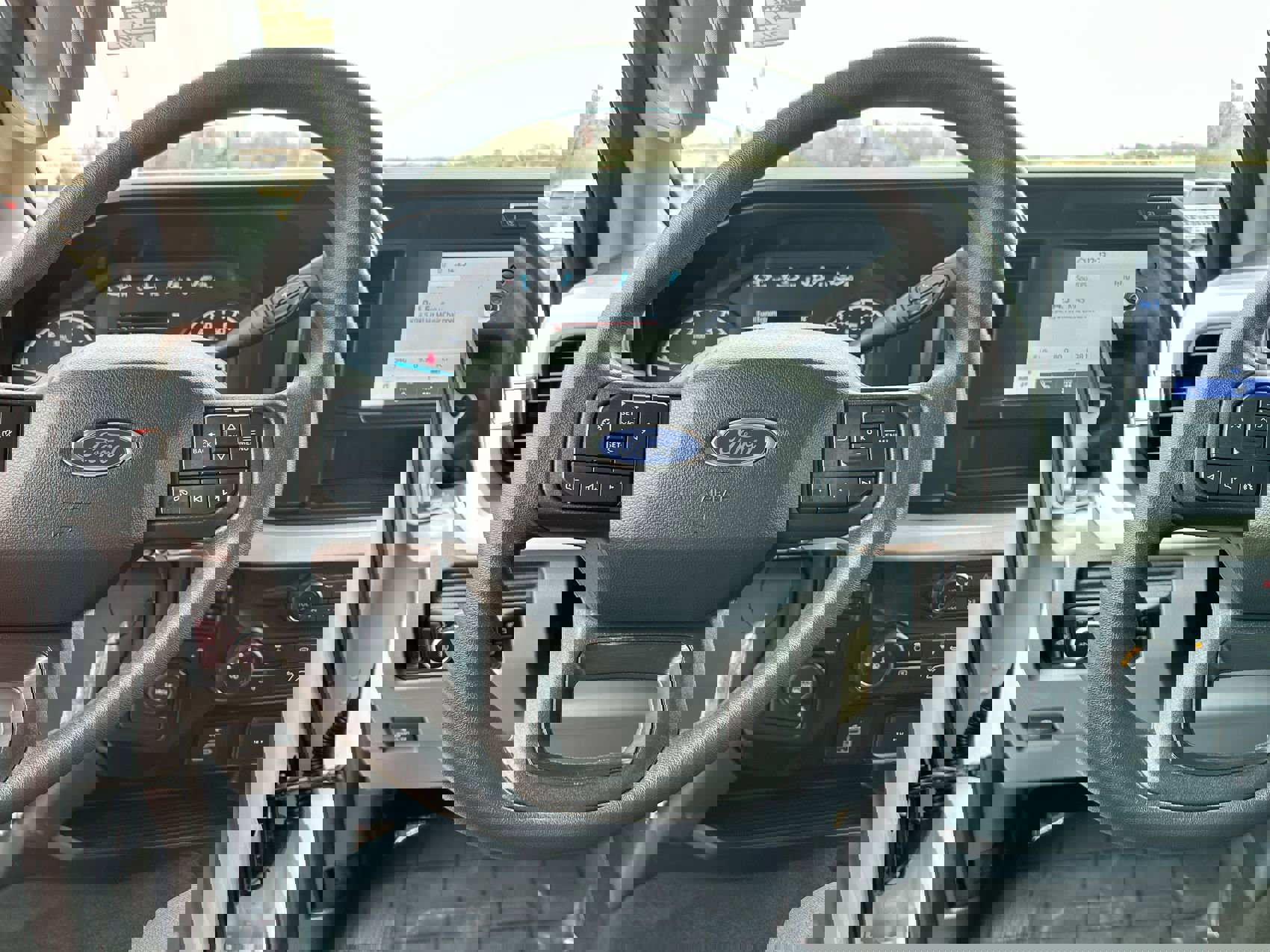 Used 2025 Ford F450 XLT w/ 360-Degree Camera Package image 14